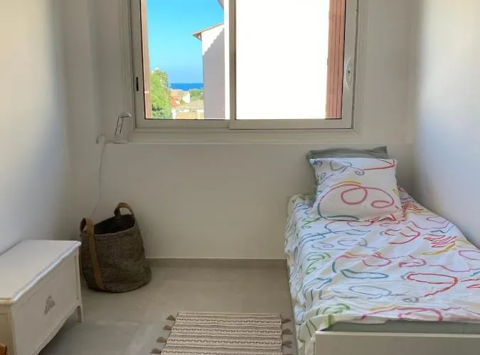 - A 250m De La Mer- 3 Pieces 45m2 Apartmán